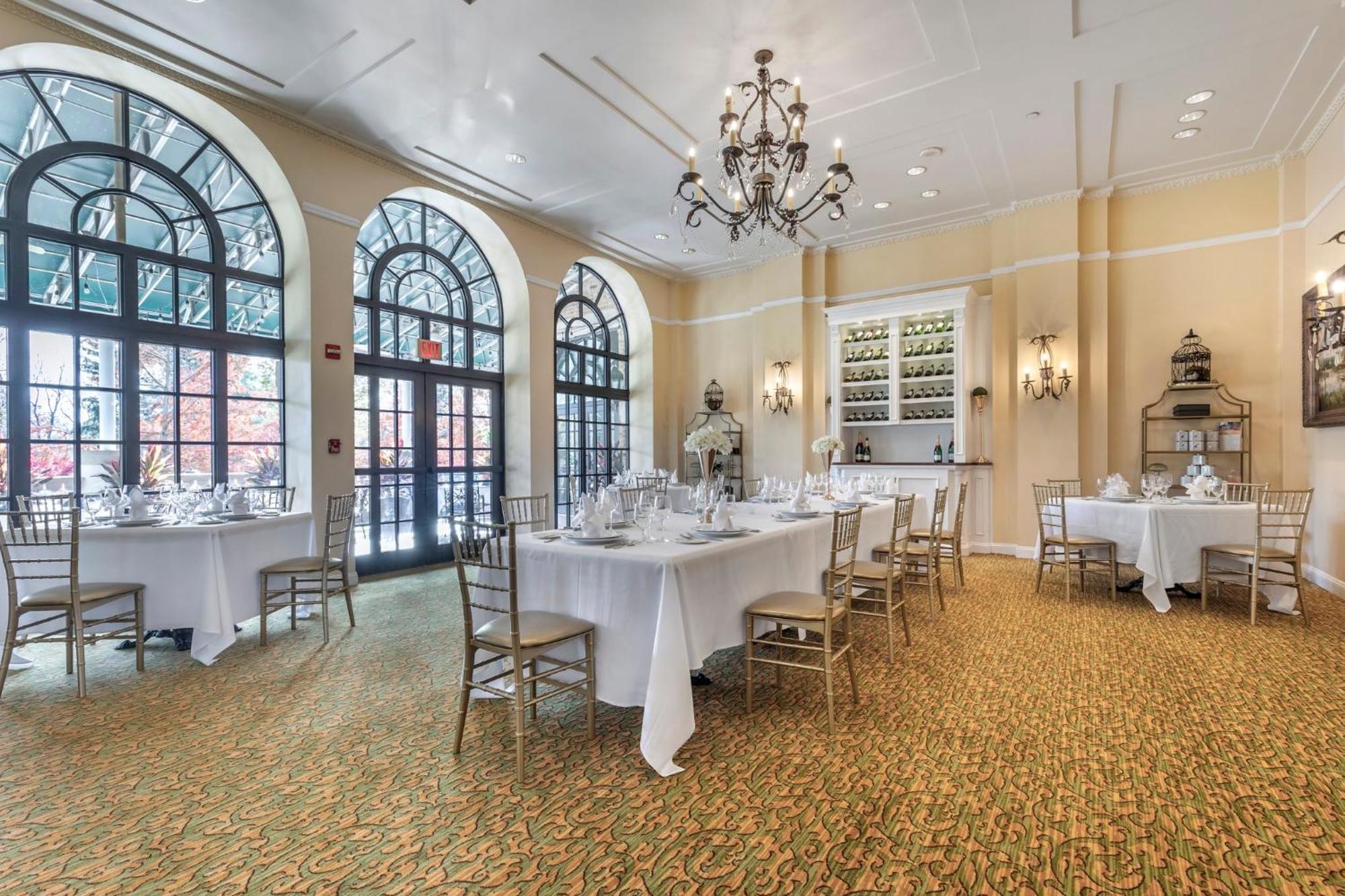 Omni Shoreham Hotel Washington Bagian luar foto