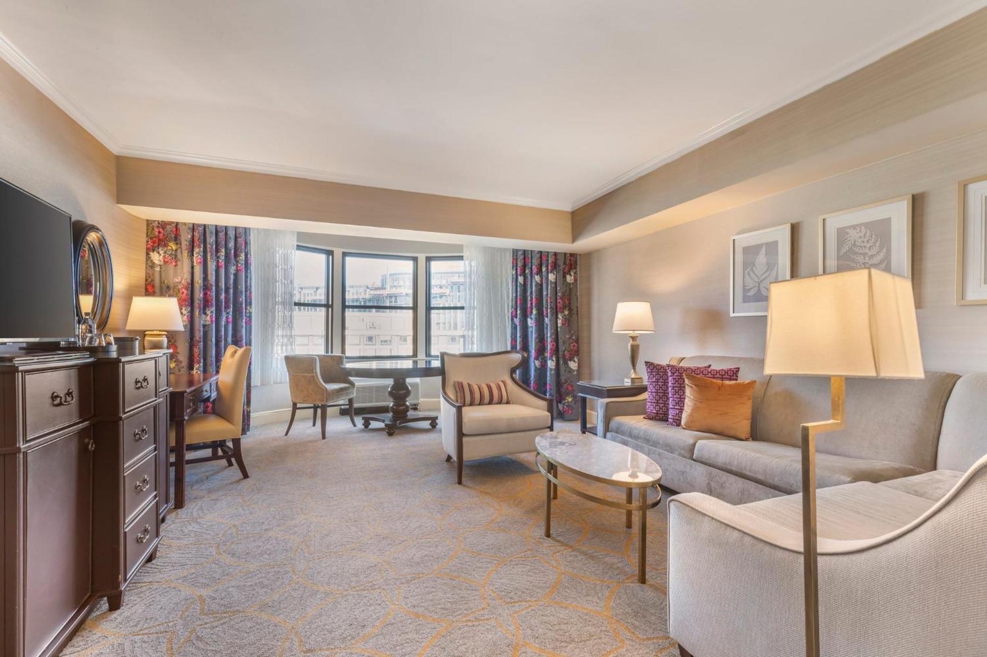 Omni Shoreham Hotel Washington Bagian luar foto