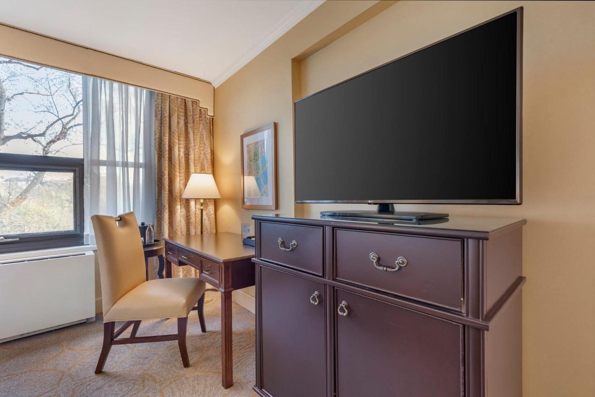 Omni Shoreham Hotel Washington Bagian luar foto